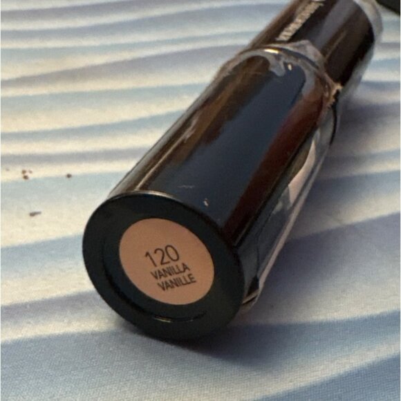 Revlon PhotoReady Insta-Fix Stick Foundation SPF 20 120 Vanilla Exp 2022 - Picture 4 of 4